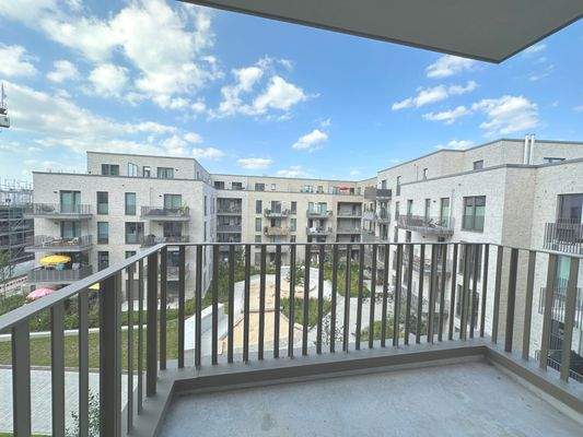 Balkon mit Blick in den Innenhof