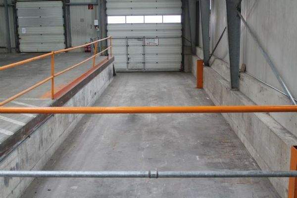 Rampe zur Seiten-und Heckentladung