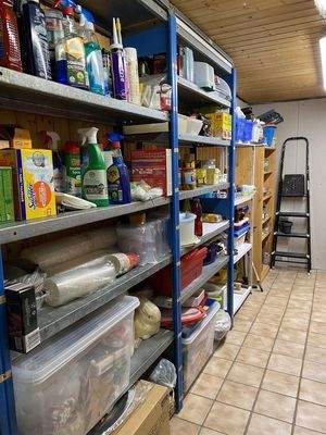 Vorratsraum Schwerlastregale