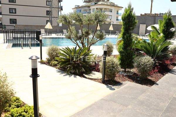 Stylish and Furnished Flat with Sea View in Alanya Avsallar