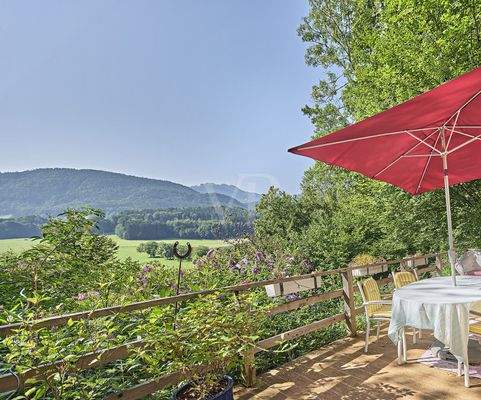 Blick auf die Chiemgauer Alpen