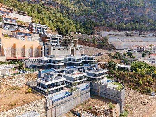 Detached Villas with Sea and Castle Views in Bektaş Alanya