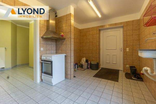 Hauswirtschaftsraum 2 / Zugang Garten 