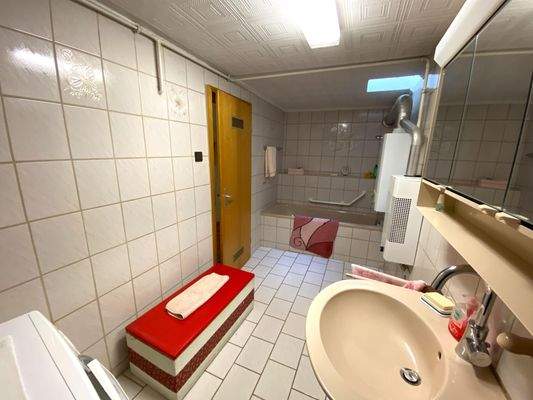 Badezimmer im 1. OG