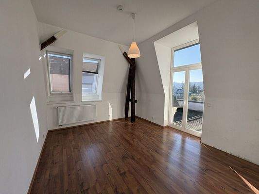 Aufenthaltsraum mit Terrasse