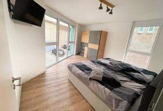 Mieten 2-Zimmerwohnung Stuttgart Zuffenhausen möbliert für Wohnen auf Zeit bei urbanbnb  3.jpeg