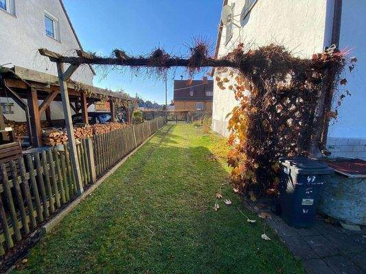 Zufahrt zur Garage (2).jpg