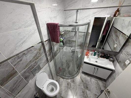 Apartment in a Secure Complex Near the Metro in Ankara Etimesgut