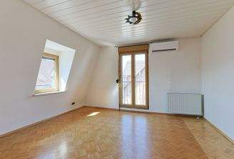 Helles, freundliches Zimmer