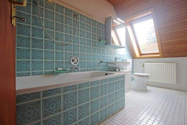 Vollbad im Obergeschoss