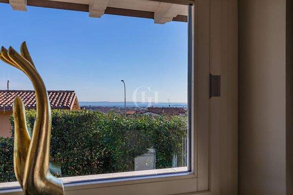 Vista lago dalla Bagno della Camera_1