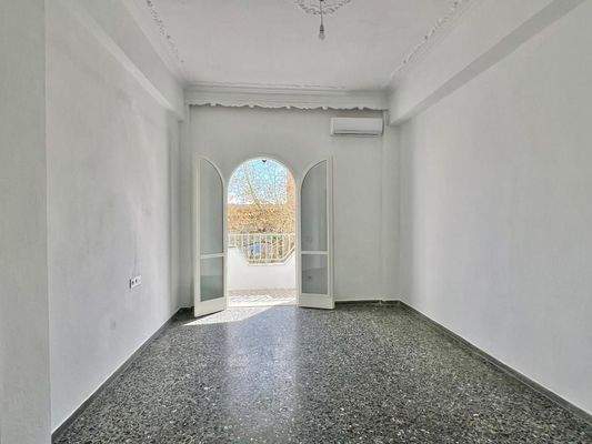 Kreta, Kritsa: Renovierte Wohnung mit Balkon zu verkaufen