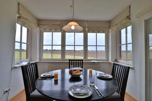 Essbereich mit Weitblick