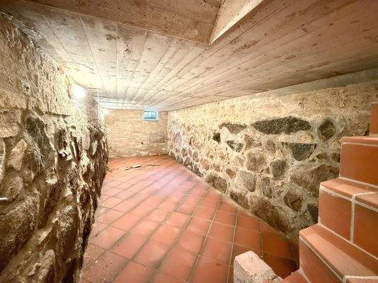 Nebenhaus Weinkeller