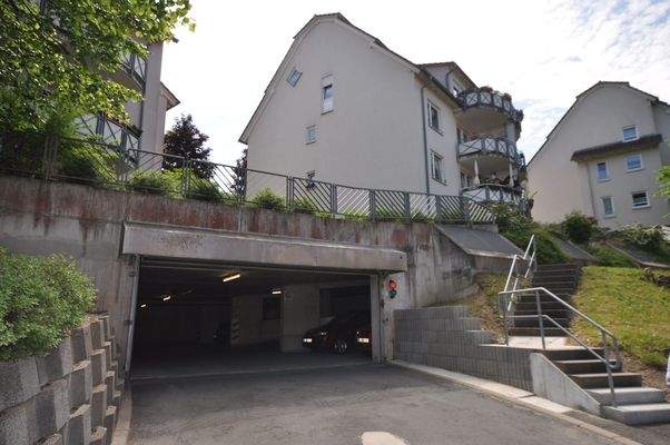 14 Tiefgarageneinfahrt.JPG