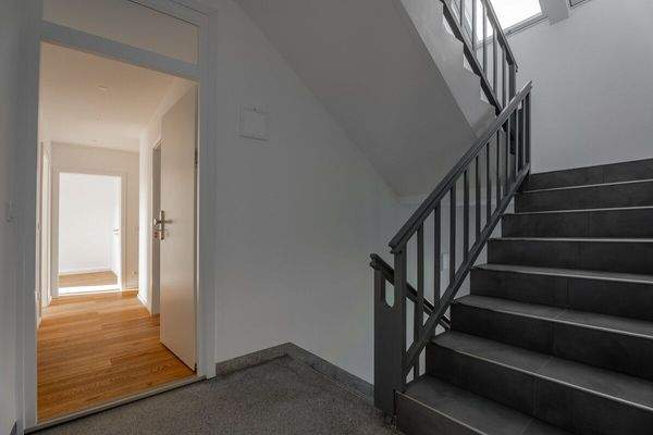 Treppenhaus OG rechts