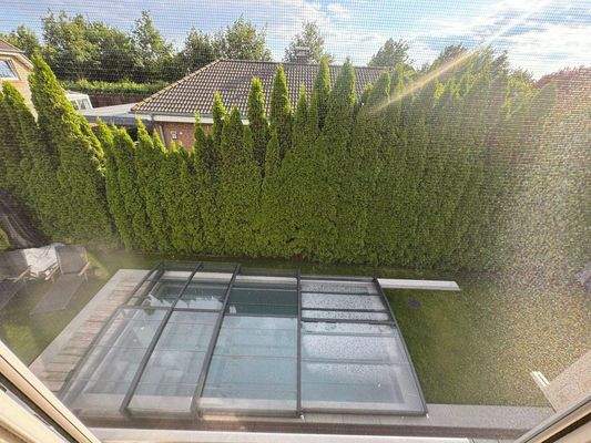 Pool vom Schlafzimmer