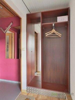 Garderobe im Eingangsbereich