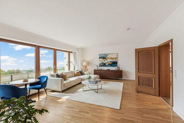 .Wohnzimmer mit Balkon KI