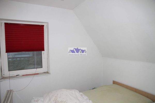 20 Schlafzimmer im EG.jpg