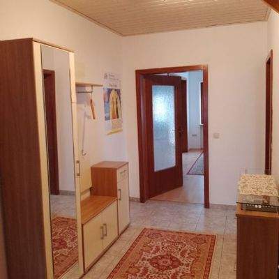 Flur, wird ohne Möbel vermietet