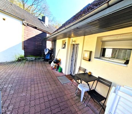 Hinten EG