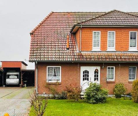 Hauseingang / Frontansicht