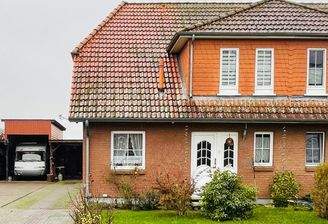 Hauseingang / Frontansicht