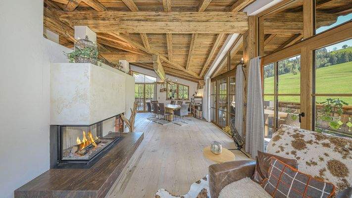 KITZIMMO-Luxusvilla mit Kaiserblick in Alleinlage kaufen - Immobilien Scheffau.