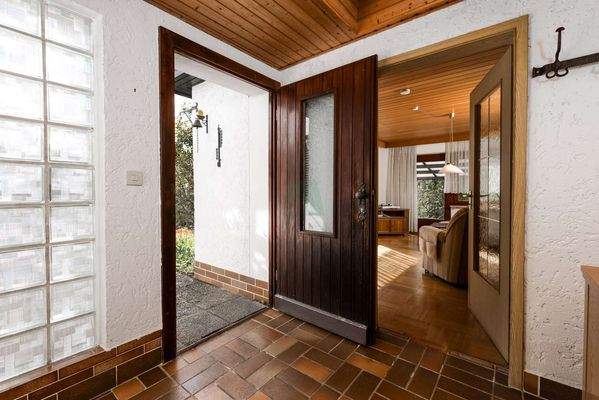 Eingangsbereich unten UG