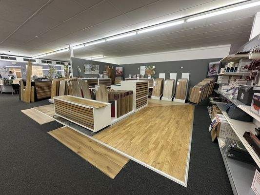 5179-Hauptgebäude-Ladenfläche-4