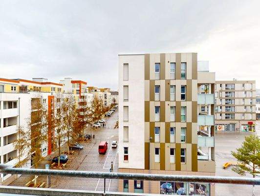 Blick aus dem Wohnbereich