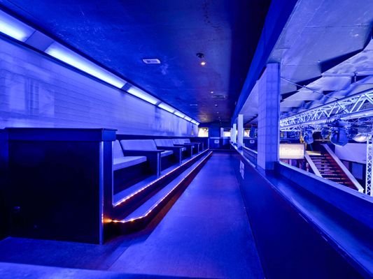 Club 9a.jpg