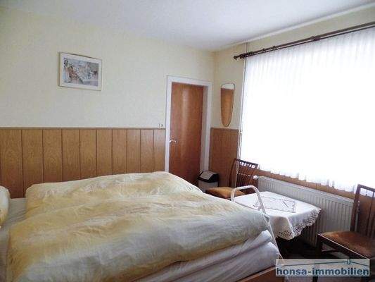 Schlafzimmer mit 13,89 m², entsprechend Exposé-Grundriss