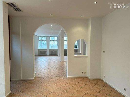 ANSACON Blick zur Einumer Straße innen rechts neben dem Eingang - Kopie