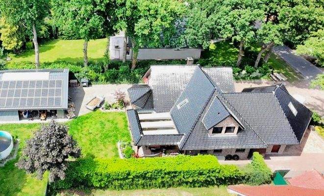 viel Platz für Wohnen und Arbeiten