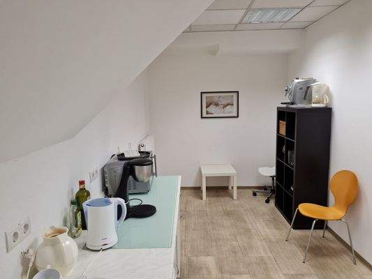 Eine der beiden Teeküchen #145108