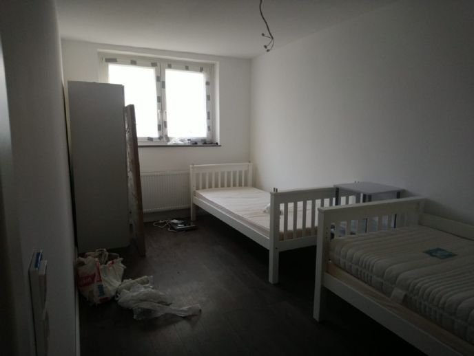 Sanierte 4-Zimmer-Wohnung im Pelikan-Viertel