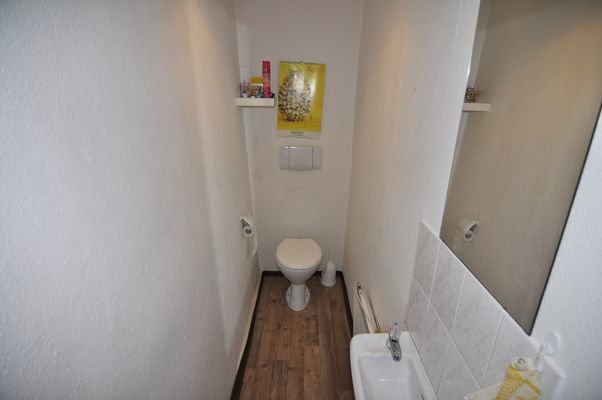 10 Laden rechts WC.JPG