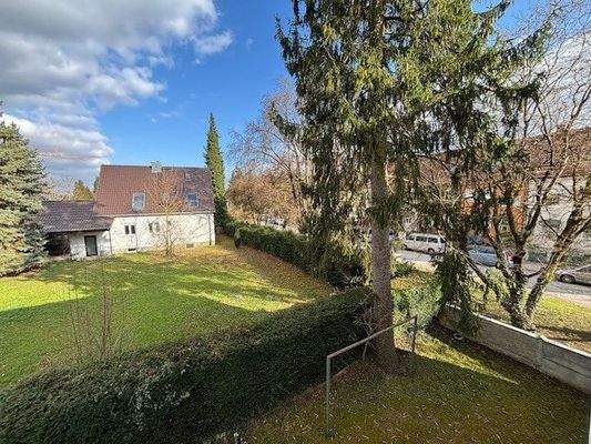 Blick auf Garten / Nachbarschaft