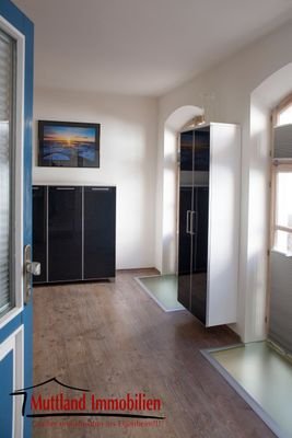 Eingangsbereich kleine Wohnung.jpg