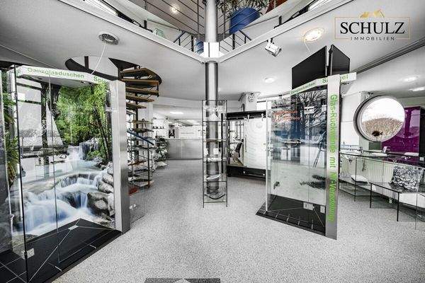 Exklusive Ausstellungsfläche mit maximaler Sichtbarkeit