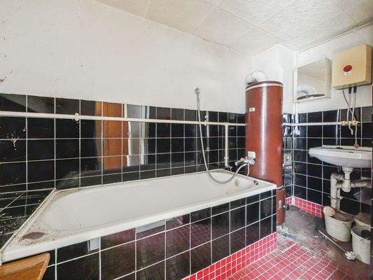 Innenliegendes Badezimmer