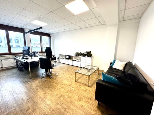 Büro 4
