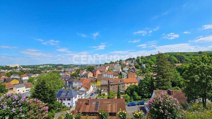 Traumhafter Fernblick über die Dächer von Dudweiler