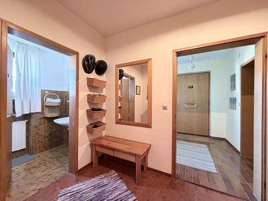 Windfang & Gäste-WC