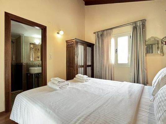 Kreta, Filippos: Villa mit Pool in ruhiger Umgebung zu verkaufen