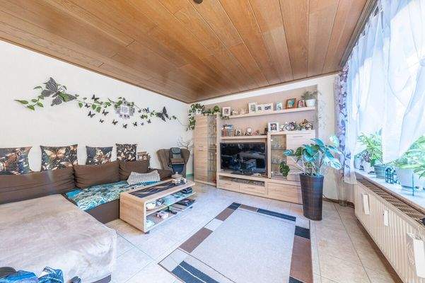 mit Anbindung zum Wohnzimmer