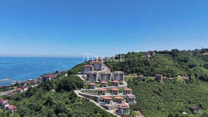 Furnished Flats in a Complex in Trabzon Kalecik