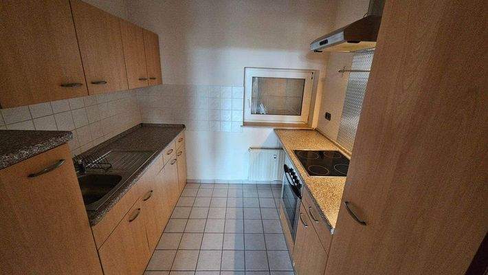 Küche mit EBK Bild 2.jpg